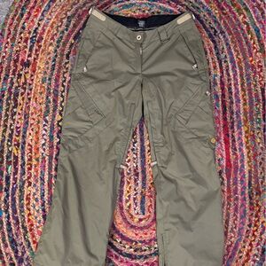 DC Shoes large Olive Green SnowPants with Brown Accents